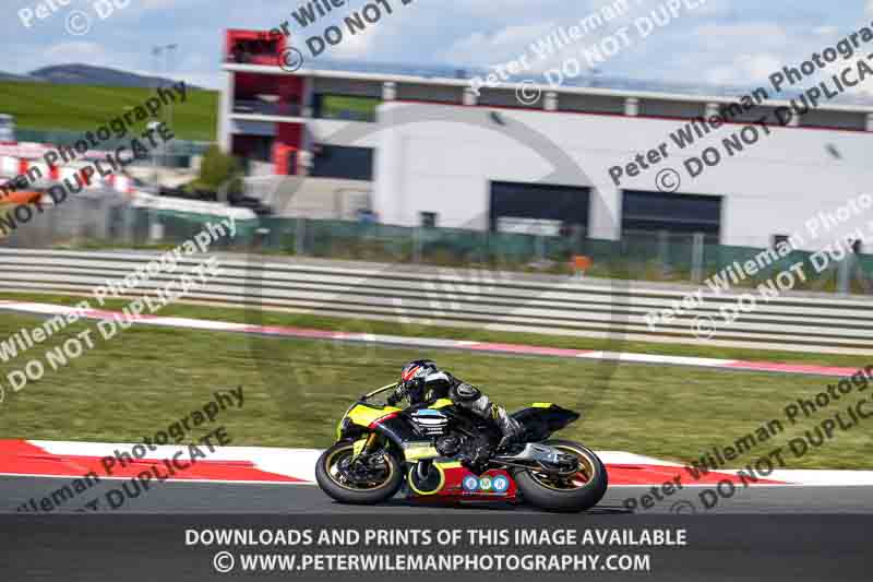 cadwell no limits trackday;cadwell park;cadwell park photographs;cadwell trackday photographs;enduro digital images;event digital images;eventdigitalimages;navarra;no limits trackdays;peter wileman photography;racing digital images;trackday digital images;trackday photos